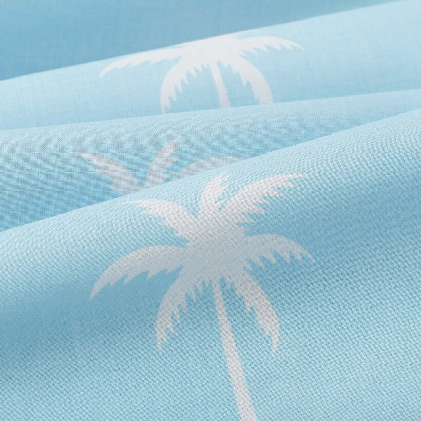 Katoenen kussensloop - Palmen op pastelblauw