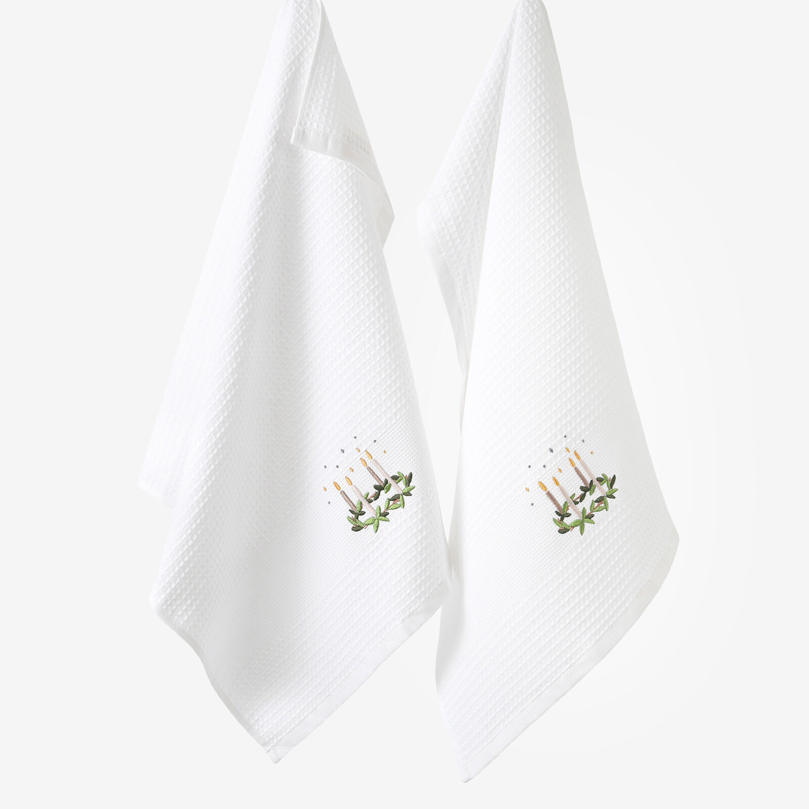 Kerst keuken geborduurde theedoek van wafeldoek - Adventkrans op wit