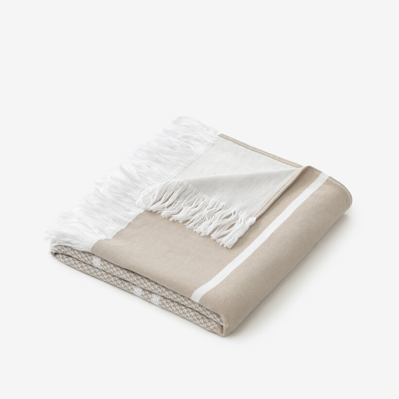 Lichte strandbadhanddoek - Beige met witte streepjes