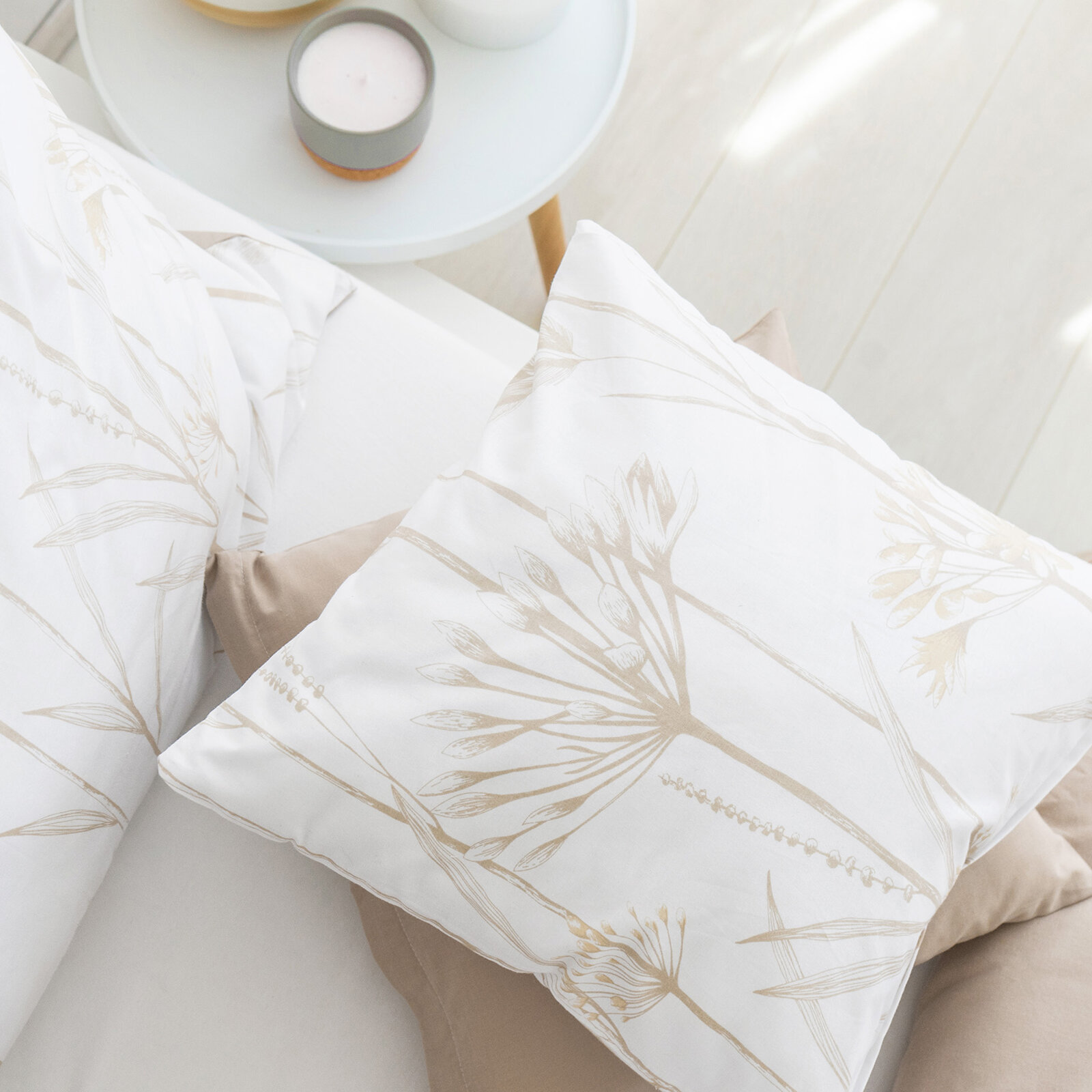 Katoenen beddengoed Duo - Sierplanten met latte