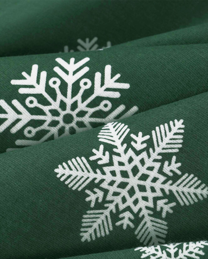 Flanellen beddengoed - Sneeuwvlokken op groen