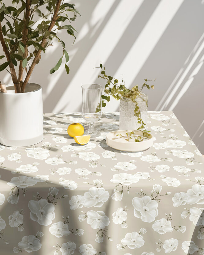 Hoekig teflon tafelkleed - Witte bloemen