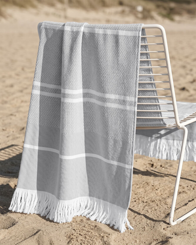 Lichte strandbadhanddoek - Grijs met witte streepjes