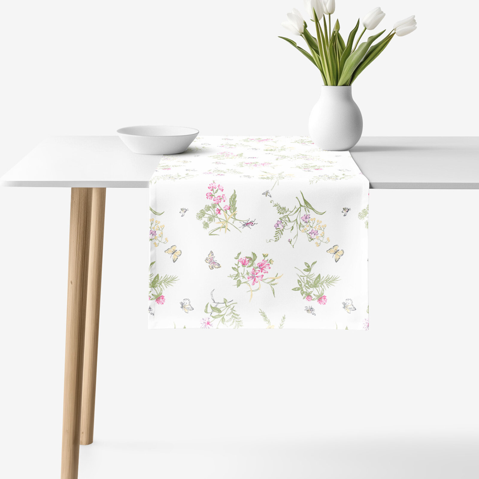 Tafelloper 100% katoen renforcé - Kleurrijke veldbloemen op wit