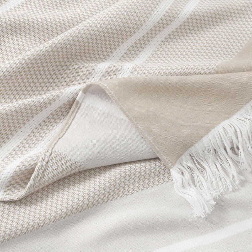 Lichte strandbadhanddoek - Beige met witte streepjes