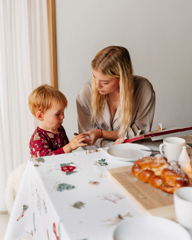 Kerst hoekig tafelkleed van stevig katoen - Tsjechische Kerst