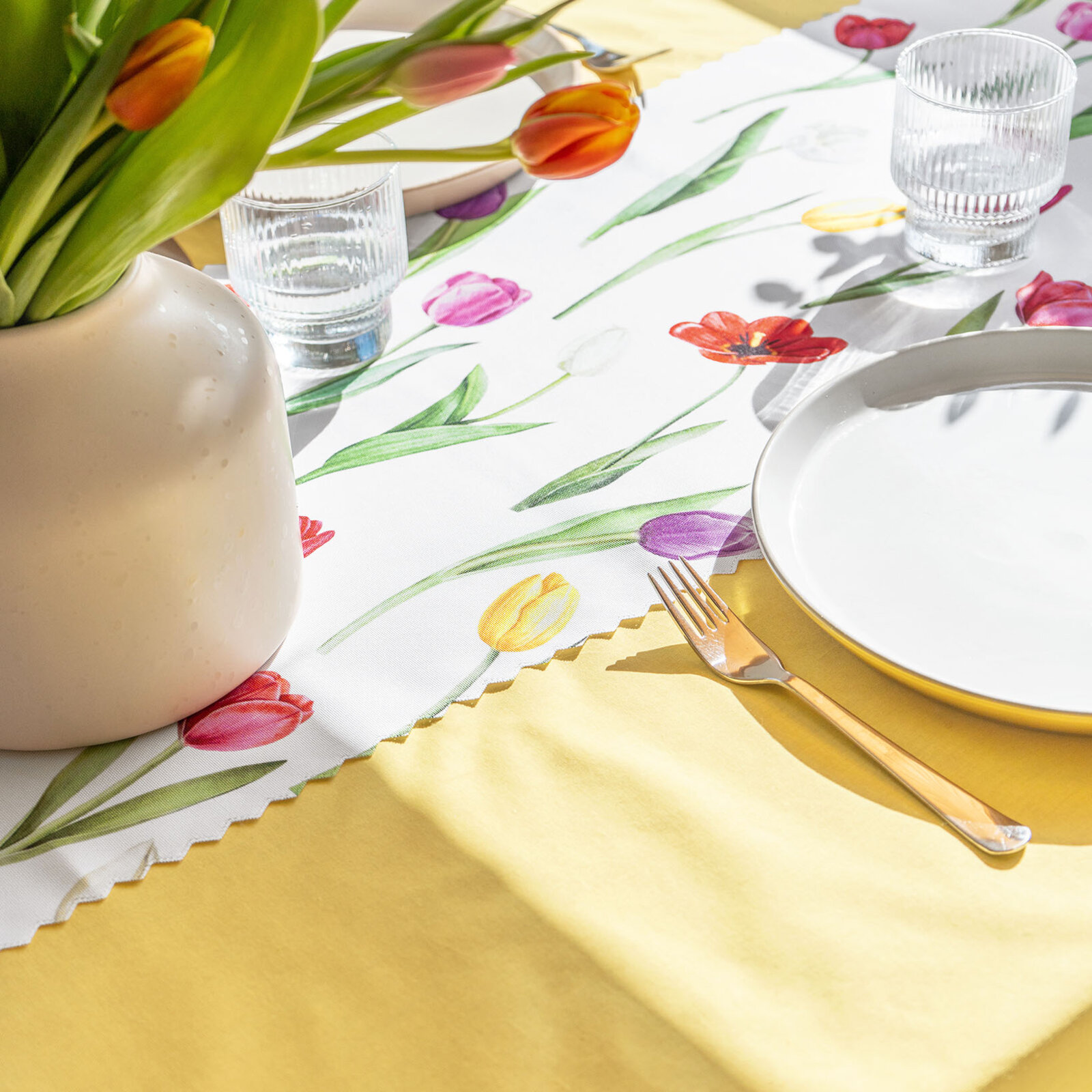 Tafelloper teflon - Gekleurde tulpen