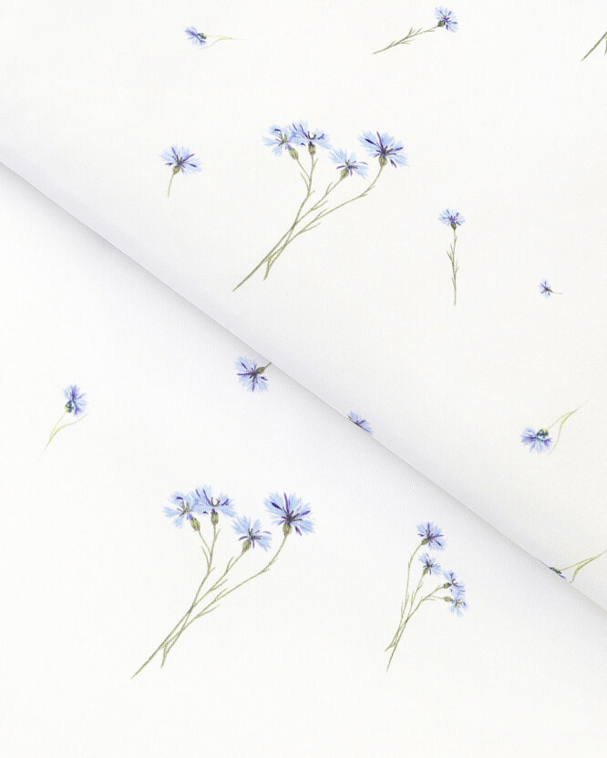 Tafelstof met tefloncoating - Blauwe korenbloemen