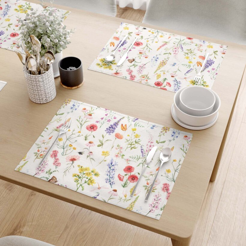 Placemat voor op tafel Valencia - Bloeiende weide - set 2st