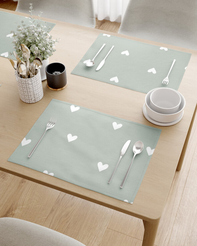 Placemat voor op tafel 100% katoen renforcé - Hartjes op saliegroen - set 2 stuks