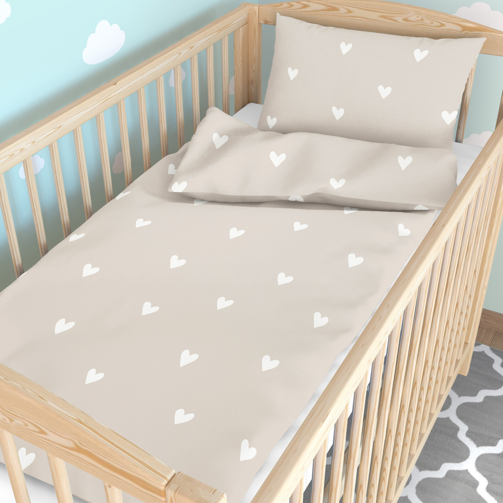 Katoenen beddengoed voor een babybedje - Hartjes op latte