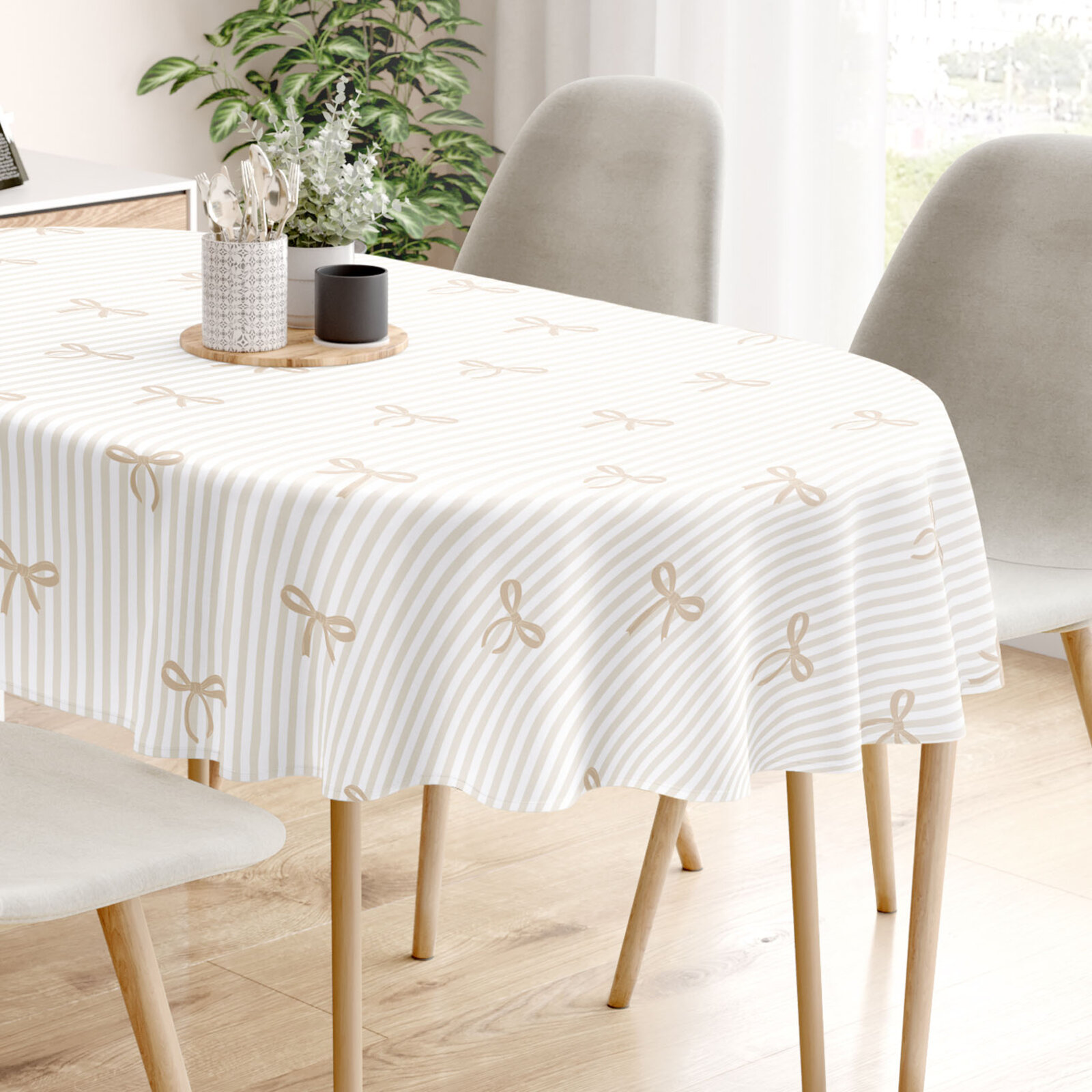 Ovaal tafelkleed 100% katoen renforcé - Latte strikjes met streepjes