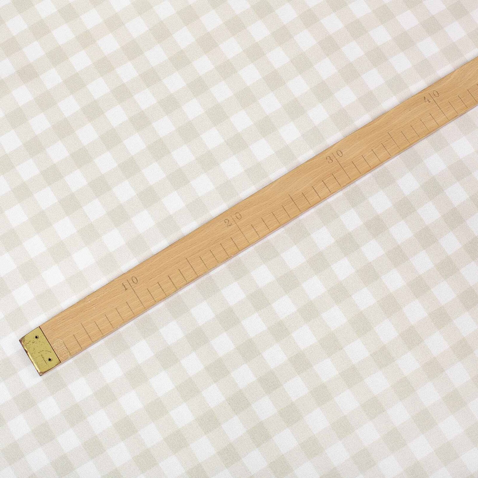 Tafelstof met tefloncoating - Beige ruitjes